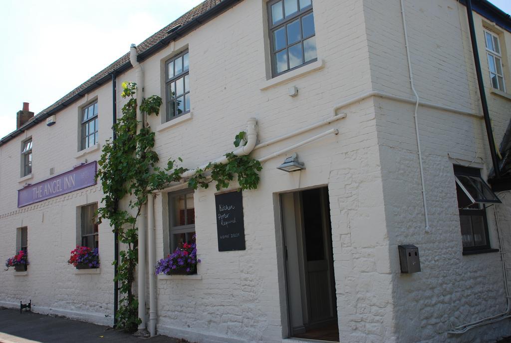 The Angel Inn วอร์มินสเตอร์ ภายนอก รูปภาพ